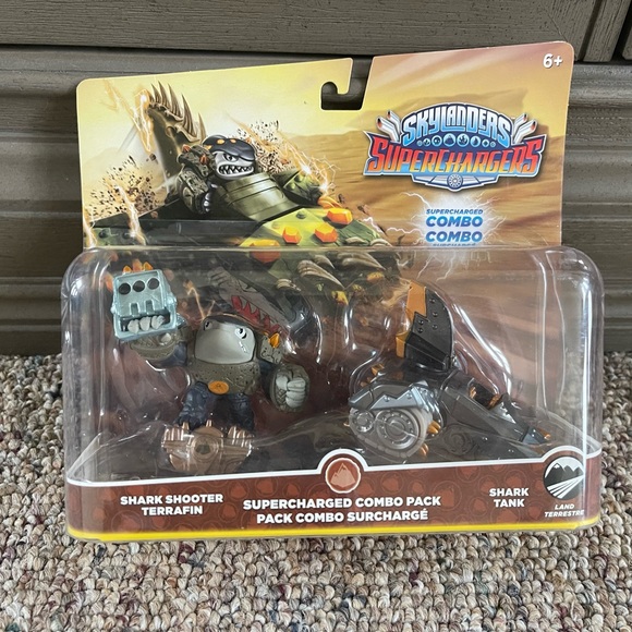 skylanders superchargers combo pack “shark shooter terrain” - Picture 1 of 3
